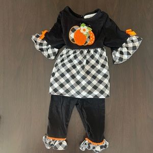 Baby girl Halloween/October themed top/pant set sz 3-6mo